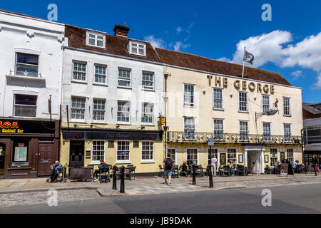 COLCHESTER TOWN CENTER.  BRITAINS ÄLTESTE AUFGEZEICHNETE STADT Stockfoto