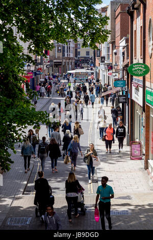 COLCHESTER TOWN CENTER.  BRITAINS ÄLTESTE AUFGEZEICHNETE STADT Stockfoto