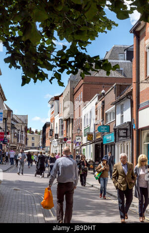 COLCHESTER TOWN CENTER.  BRITAINS ÄLTESTE AUFGEZEICHNETE STADT Stockfoto