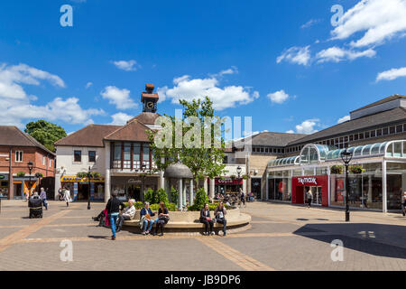 COLCHESTER TOWN CENTER.  BRITAINS ÄLTESTE AUFGEZEICHNETE STADT Stockfoto