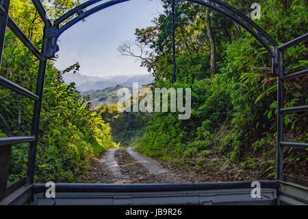 Ein Blick von der Straße in der Nähe von Guatemala Semuc Champey Lanquin Stockfoto