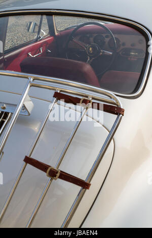 Italien. 9. Juni 2017. Detail der Porsche 1600 Super. Supersportwagen und Luxus Sportwagen auf Ausstellung in Turin Auto Show. Bildnachweis: Marco Destefanis/Pacific Press/Alamy Live-Nachrichten Stockfoto