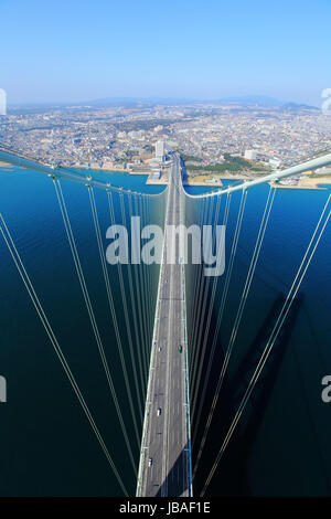 Akashi-Kaikyo-Brücke, die Anzeigen von Kobe Stockfoto