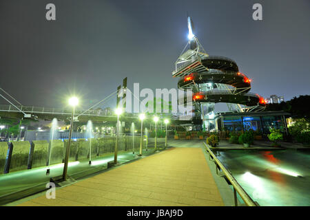 Spirale Lookout Tower von Tai Po Waterfront Park in Hongkong Stockfoto