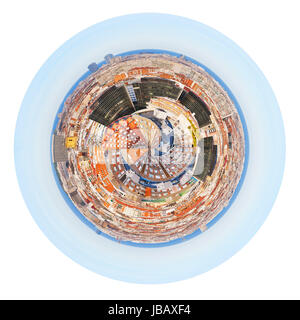 kleine Planeten - sphärische Stadtpanorama Wohngegend in Barcelona, Spanien isoliert auf weißem Hintergrund Stockfoto