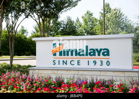 Ein Logo Zeichen außerhalb der Hauptsitz des Himalaya Herbal Healthcare in Sugar Land, Texas, am 27. Mai 2017. Stockfoto