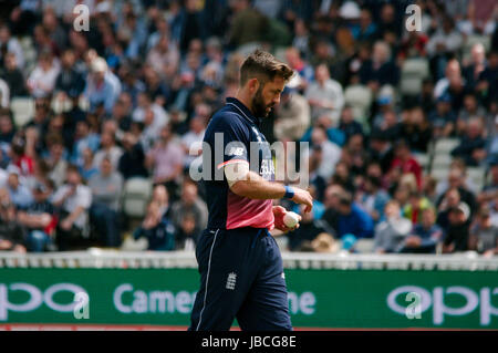 Birmingham, England, 10. Juni 2017. Liam Plunkett Bowling für England gegen Australien im ICC Champions Trophy Gruppe eine Übereinstimmung bei Edgbaston. Credit: Colin Edwards/Alamy Leben Nachrichten. Stockfoto