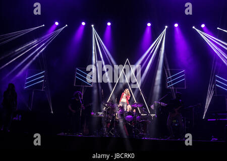 Bournemouth, UK. 10. Juni 2017. Anastacia live auf dem Bournemouth International Centre. Bildnachweis: Charlie Raven/Alamy Live-Nachrichten Stockfoto