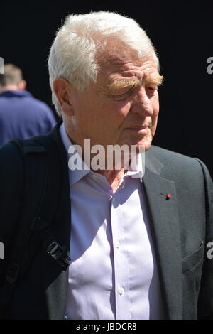 Paddy Ashdown besucht College Green, Westminster, in den Medien über das Ergebnis der Parlamentswahl Juni 2017 zu sprechen. Stockfoto