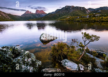 Cradle Mountain, Cradle Mountain-Lake St Clair Nationalpark in Tasmanien Stockfoto