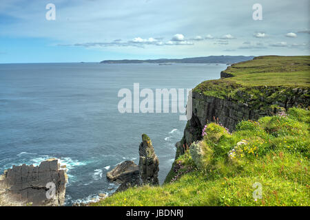 Klippe Blick von der schönen Handa Insel im Nordwesten von Schottland.   Die Insel hat wichtige Seevogelkolonien. Stockfoto