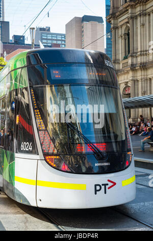 Neue E-Klasse-Trams in Melbourne, Australien Stockfoto