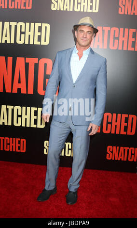 Weltpremiere von "Snatched" statt im Regency Village Theater in Los Angeles - Ankünfte mit: Christopher Meloni Where: Westwood, Kalifornien, USA bei: Kredit-10. Mai 2017: Nicky Nelson/WENN.com Stockfoto