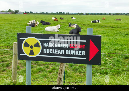 Zeichen für das Hacken grün geheimen Atombunker museum Stockfoto