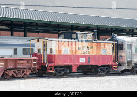 BALITMORE, MD - 15 APRIL: WM Nr. 1803 westlichen Maryland Eisenbahn Caboose am 15. April 2017 Stockfoto