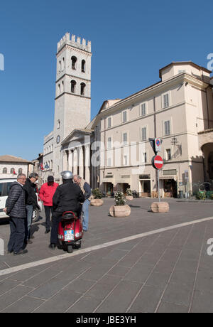 Tempel der Minerva auf dem Piazza del Comune Platz in Assisi, Umbrien, Italien Stockfoto