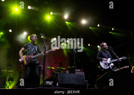 Broken Social Scene auf Dem Field Trip Music & Arts Festival 2017 mit Feist, Amy Milan von STARS und Emily Haines von Metric Stockfoto