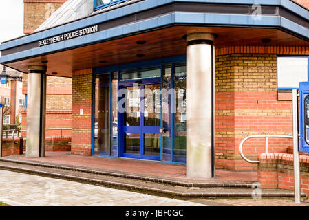 Metropolitan Police Station, 2 Arnsberg Weg, Bexleyheath, London, England Stockfoto