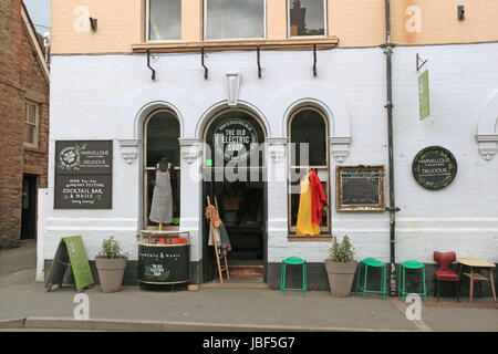 Alte elektrische Shop, Broad Street, Hay-on-Wye, Kind, Powys, Wales, Großbritannien, Deutschland, UK, Europa Stockfoto