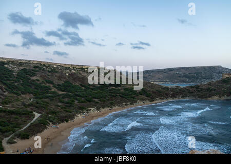 Ghajn Tuffieha Bay in der Nähe von Golden Bay - Malta Stockfoto