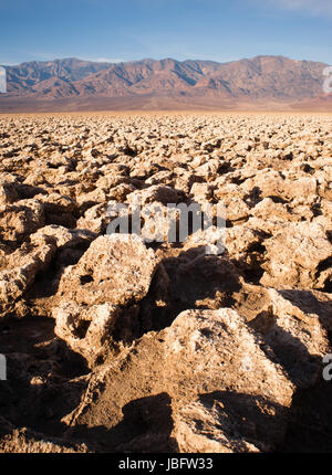 Unebene Gelände genannt des Teufels Golf Couse im Death Valley Stockfoto