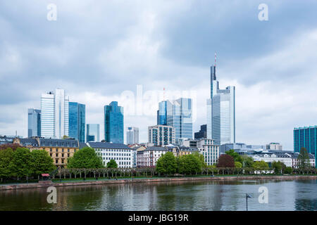 Frankfurter Skyline am Main Stockfoto