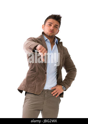 Hübscher junger Mann tun Daumen nach unten Zeichen mit der Hand, isoliert auf weiss Stockfoto