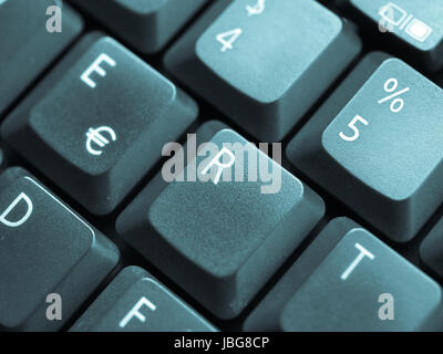 Detail der Tasten auf einer Computertastatur - cool Cyanotypie Stockfoto