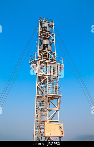 Windkraftanlagen sind gebaut, um Strom aus Windenergie erzeugen. Stockfoto