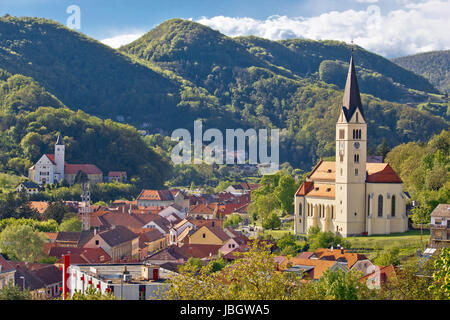 Stadt von Krapina Panoramablick, Region Zagorje, Kroatien Stockfoto