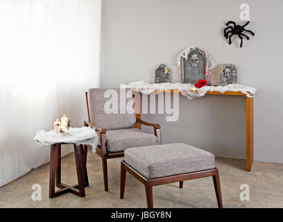 Graue Polsterstuhl in Halloween FCB Stockfoto