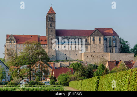 Quedlinburger Stiftskirche Mit Schloss St. Servatius Stockfoto