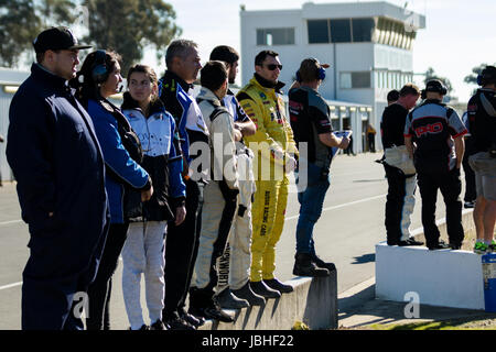 Melbourne, Australien. 11. Juni 2017. Boxengasse während der 2017 Shannon Staatsangehörige, Runde 3 - Winton, Australien am 11. Juni 2017. Bildnachweis: Dave Hewison Sport/Alamy Live-Nachrichten Stockfoto