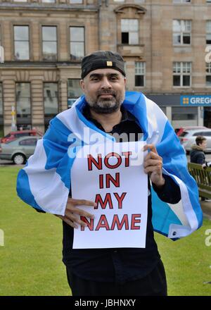 George Square, Glasgow, Schottland, Großbritannien. 11. Juni 2017. Eine "Muslime stehen gegen Terrorismus" Demonstration fand in Glasgows George Square. Referenten aus politischen Parteien besuchte die Demonstration. Bildnachweis: Douglas Carr/Alamy Live-Nachrichten Stockfoto