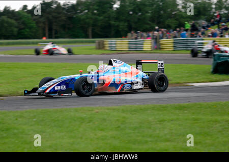 Croft Circuit, England, 11. Juni 2017. Jamie Caroline racing in der F4 britische Meisterschaft in Croft Circuit, Credit: Colin Edwards/Alamy Live News Stockfoto