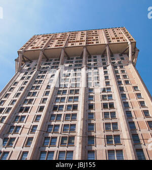 Mailand, Italien - 10. April 2014: Der Torre Velasca BBPR 1955 entworfene ist ein Meisterwerk der italienischen neue Brutalismus Stockfoto