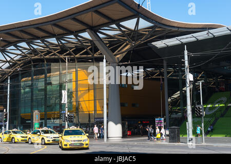 Southern Cross Bahnhof, Melbourne, Victoria, Australien. Stockfoto