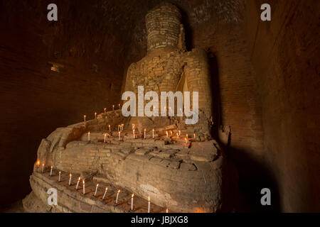 Buddha-Statue in Bagan Myanmar Stockfoto