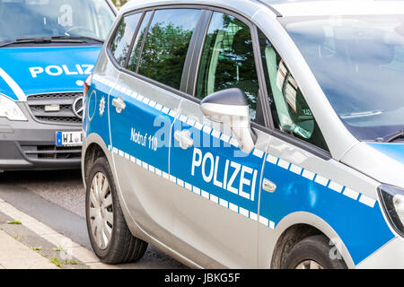 Deutsche Polizeiautos, Kassel, Hessen, Deutschland, Europa Stockfoto