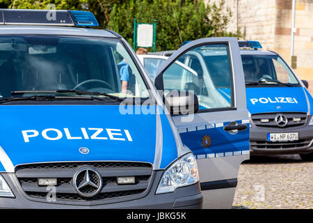 Deutsche Polizeiautos, Kassel, Hessen, Deutschland, Europa Stockfoto