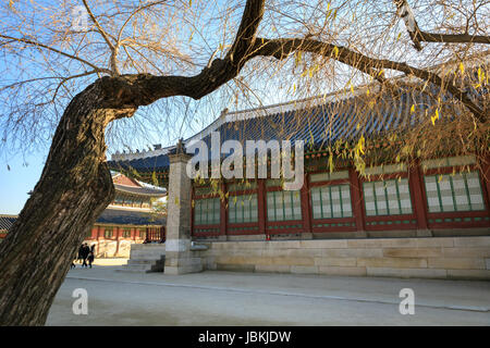16. Dezember 2016 Geyongbokgung Palast (Wahrzeichen) in Seoul, Südkorea Stockfoto