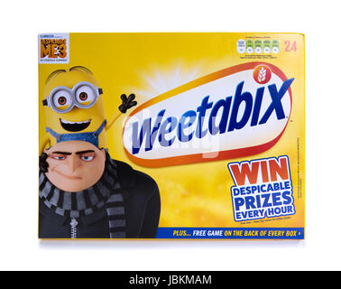 SWINDON, UK - Juni 11, 2017:24 Pack von Weetabix, Weetabix ist ein Vollkorn-Weizen-Frühstücks-Cerealien, produziert von Weetabix Limited Stockfoto
