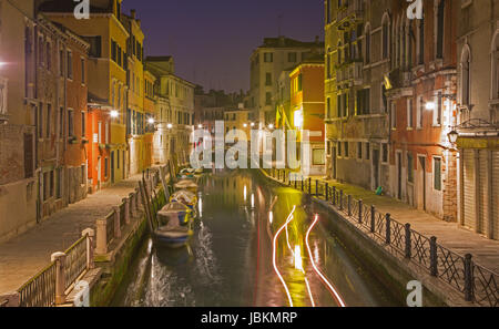 Venedig, Italien - 13. März 2014: Blick auf den Kanal Rio Martin Stockfoto