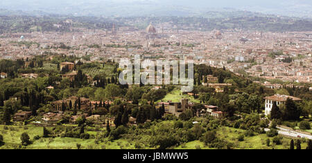 Florenz in der Toskana, Italien-Panorama-Blick aus dem Norden der Stadt Stockfoto