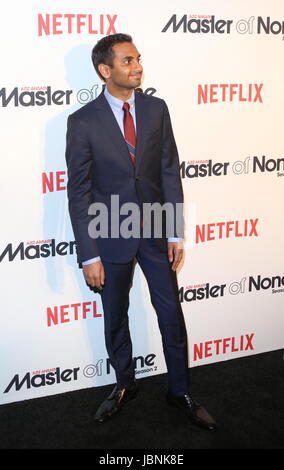 Staffel der "Master of None" - Premiere - Ankünfte mit: Aziz Ansari wo: New York City, New York, Vereinigte Staaten, wann: 12. Mai 2017 Kredit: Derrick Salters/WENN.com Stockfoto