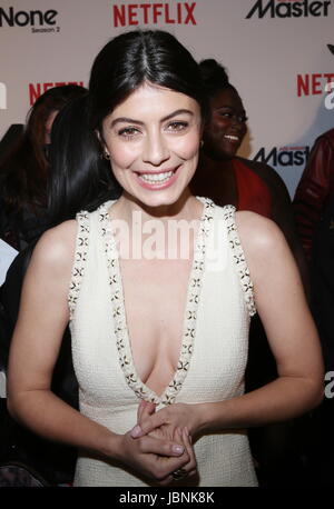 Staffel der "Master of None" - Premiere - Ankünfte mit: Alessandra Mastronardi Where: New York City, New York, Vereinigte Staaten, wann: 12. Mai 2017 Kredit: Derrick Salters/WENN.com Stockfoto