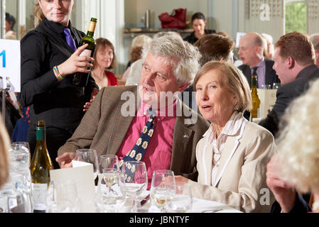 James Hughes-Onslow in den Oldie literarische Mittagessen 06-06-17, Stockfoto