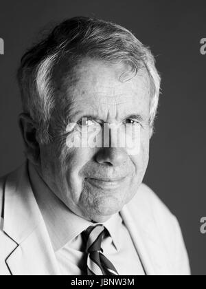 Martin Bell in den Oldie literarische Mittagessen 6/6/17. Stockfoto