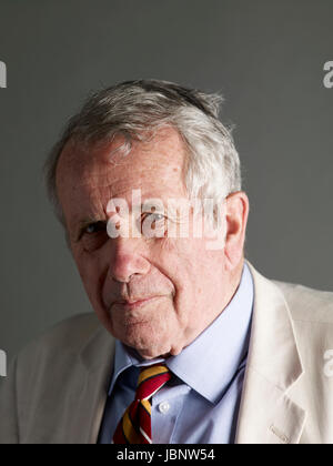 Martin Bell in den Oldie literarische Mittagessen 6/6/17. Stockfoto