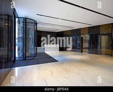 Rezeptionsbereich. 24 Saville Row, London, Großbritannien. Architekt: EPR Architekten Limited, 2017. Stockfoto